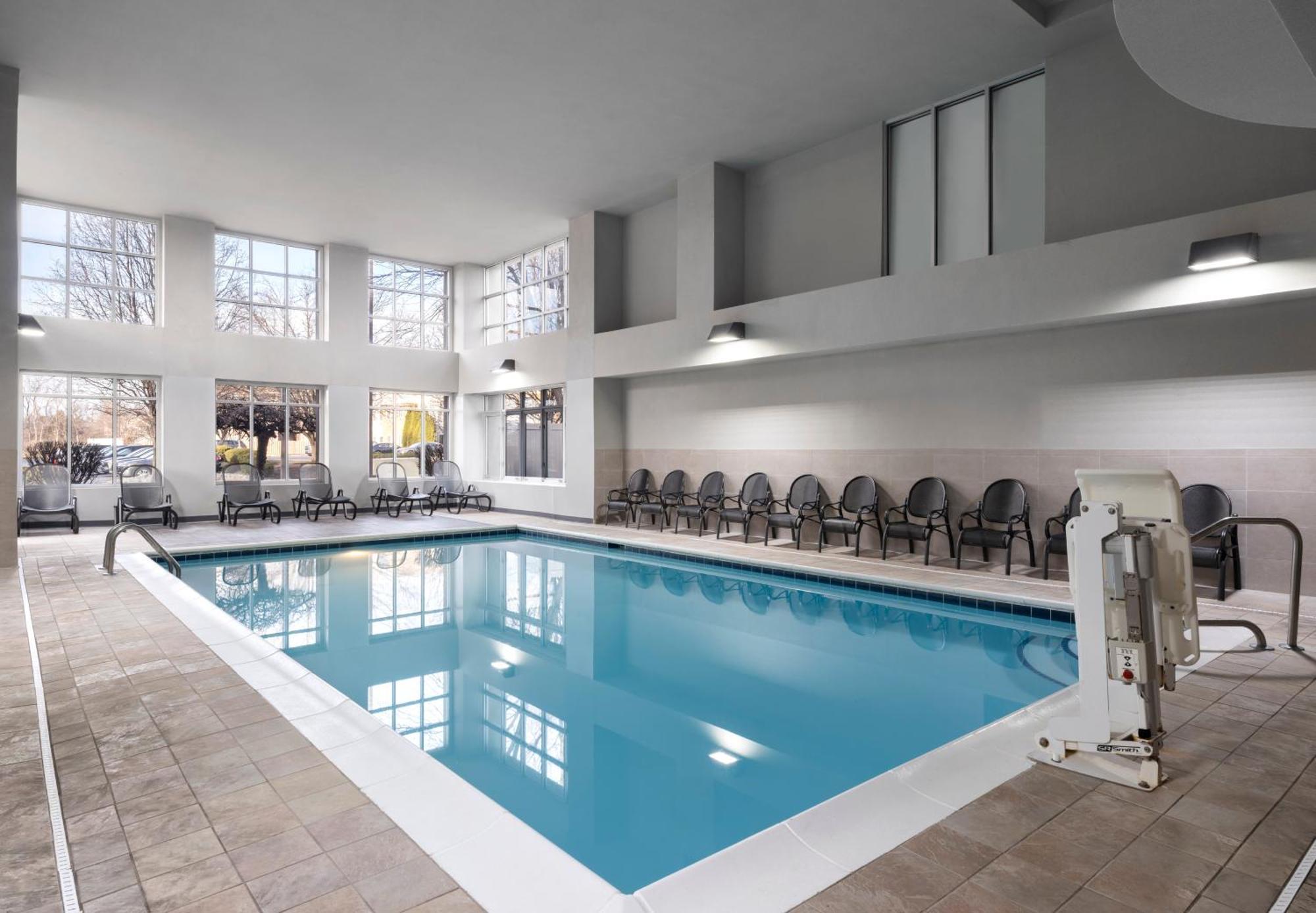 Homewood Suites Columbus - Airport Εξωτερικό φωτογραφία