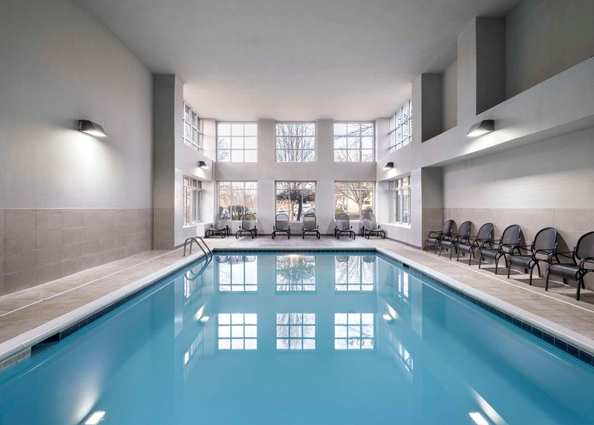 Homewood Suites Columbus - Airport Εξωτερικό φωτογραφία