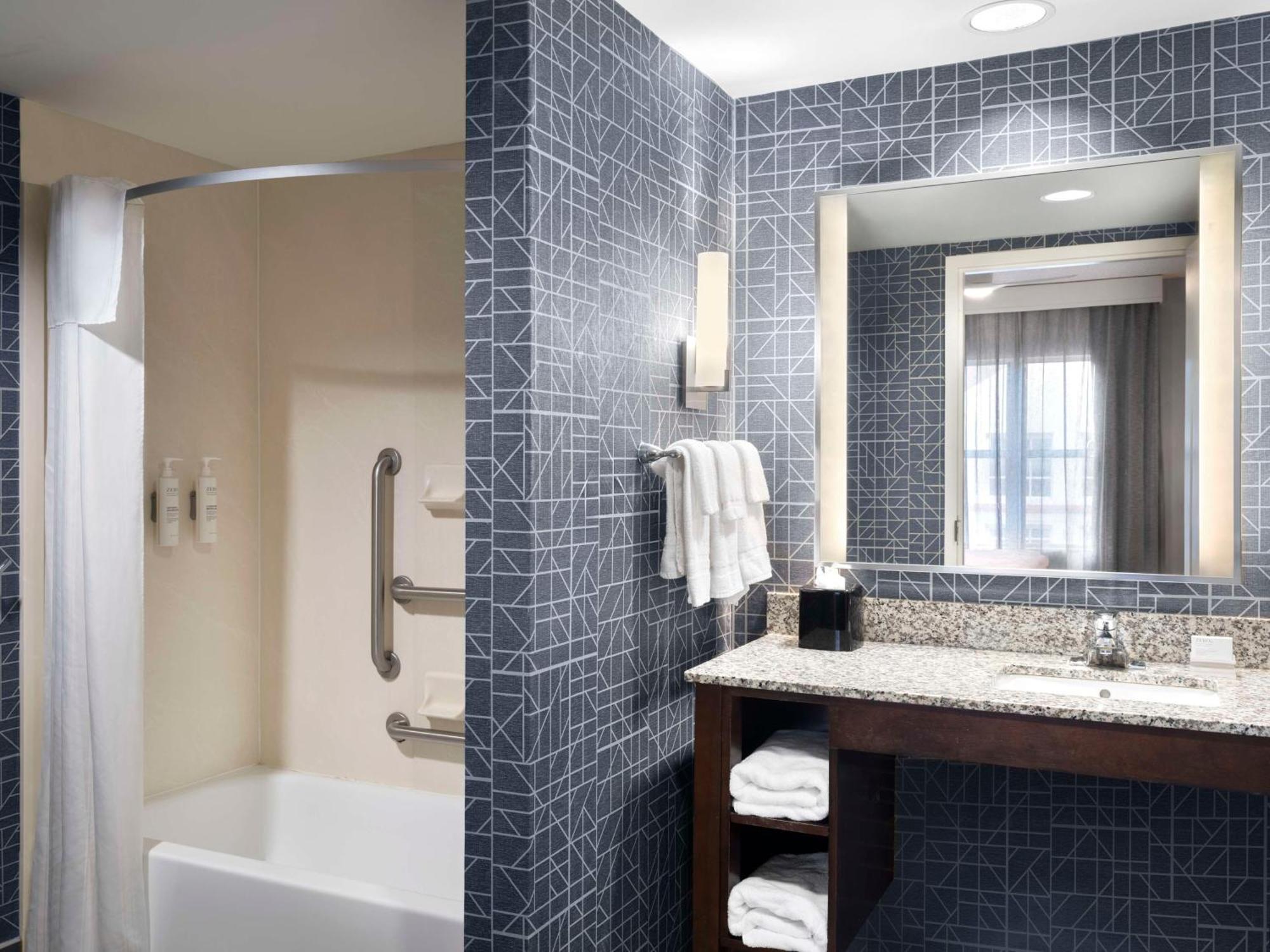 Homewood Suites Columbus - Airport Εξωτερικό φωτογραφία