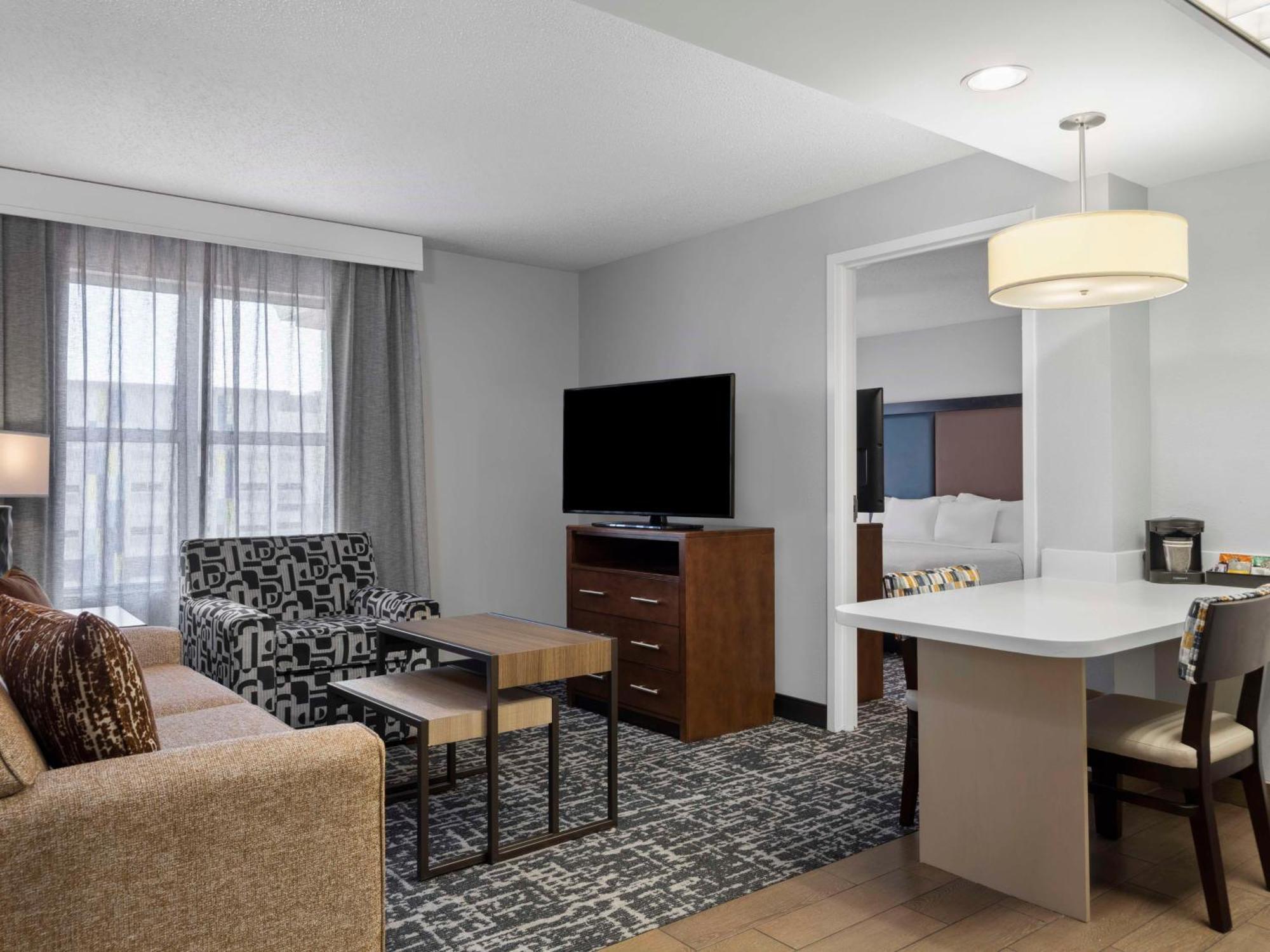 Homewood Suites Columbus - Airport Εξωτερικό φωτογραφία
